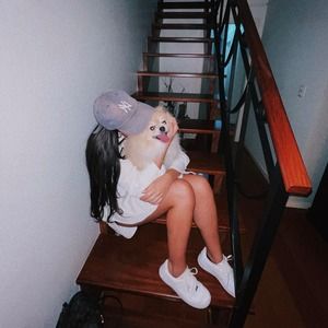 Meet your Posher, Marcela